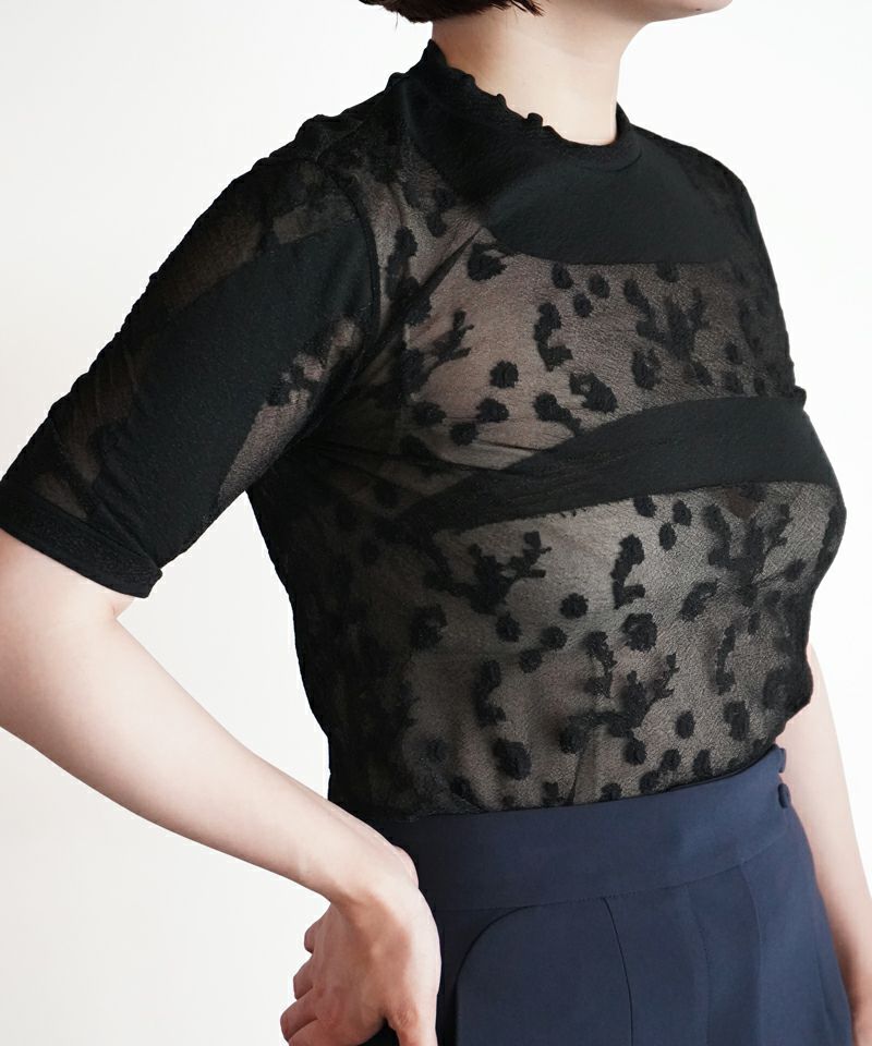 ＜Mame Kurogouchi＞Knitted Crew Neck Top