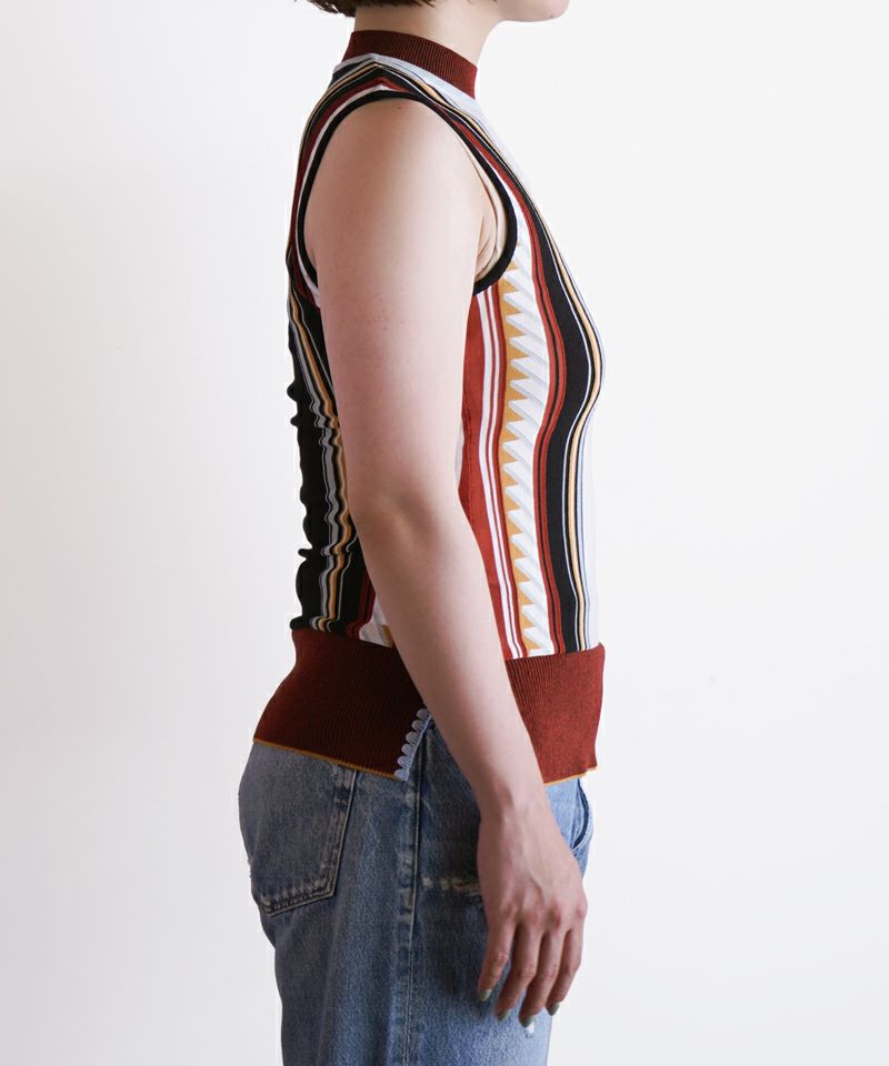 Mame Kurogouchi＞Geometric Pattern Knitted Sleeveless Top