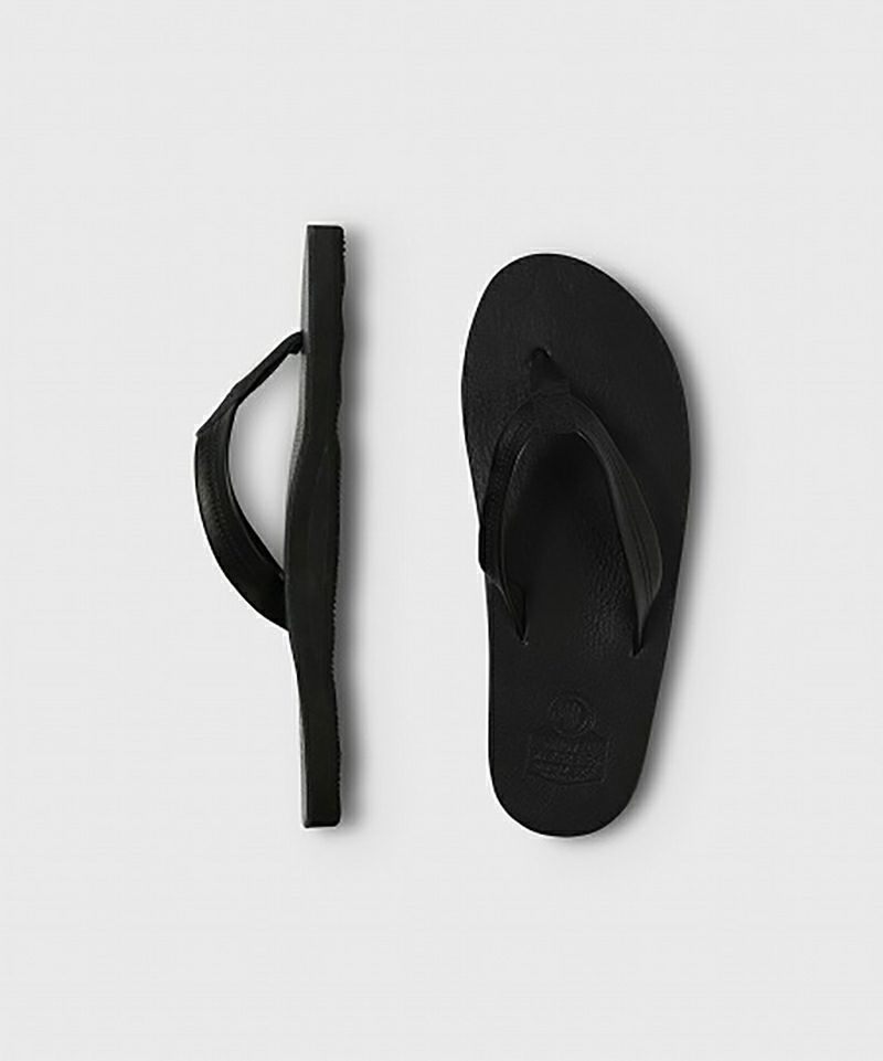 ＜PHIGVEL＞LEATHER BEACH SANDALS