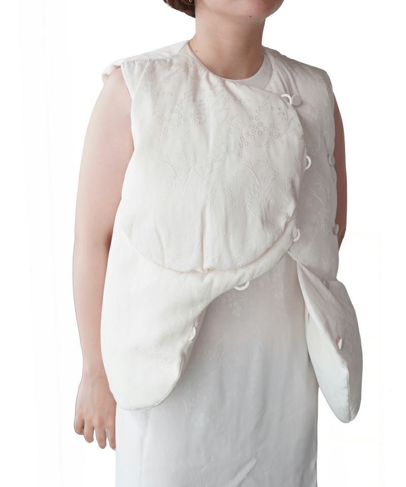 ＜Mame Kurogouchi＞Floral Jacquard Rounded Down Vest