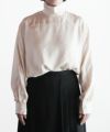  ＜CINOH＞SATIN HIGH NECK BLOUSE
