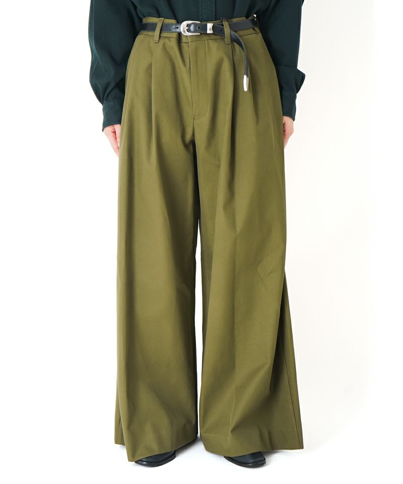 ＜BOWTE＞SLANT SIDE TUCKED BUGGY PANTS