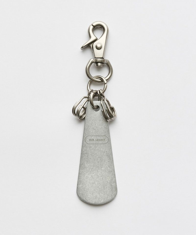 ＜OUR LEGACY＞SHOEHORN KEYRING